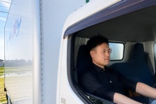 物を積まない状態で運転